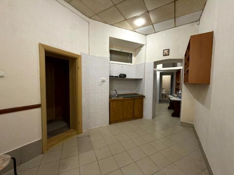 комерційна за адресою Лемківська вул., 14