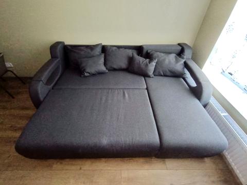 квартира по адресу Героев Небесной Сотни просп., (Будинок 14/2)