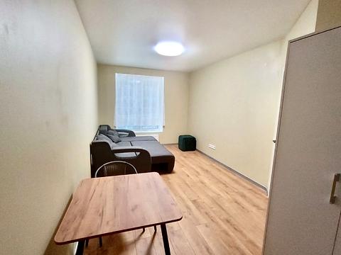 квартира по адресу Героев Небесной Сотни просп., (Будинок 14/2)