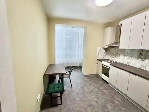 квартира по адресу Героев Небесной Сотни просп., (Будинок 14/2)