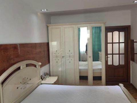 квартира за адресою Леонтовича вул. (Бєлінського), 6