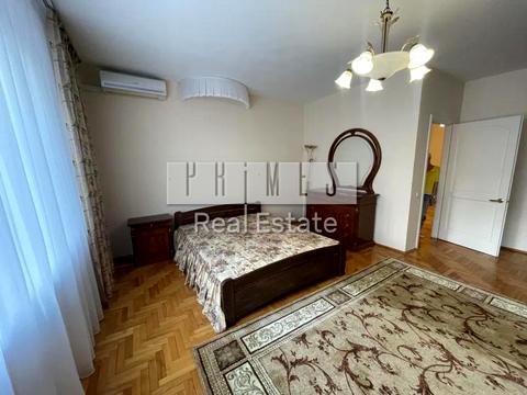 квартира за адресою Олександра Кониського вул., 52-58