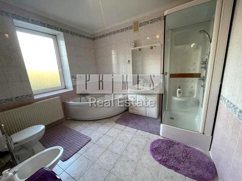 квартира за адресою Олександра Кониського вул., 52-58