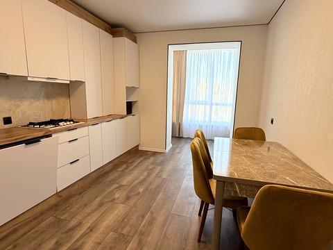 квартира за адресою Озерна вул., 14а