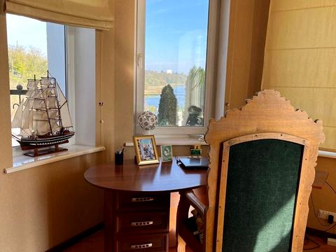 будинок за адресою провулок Вишневий