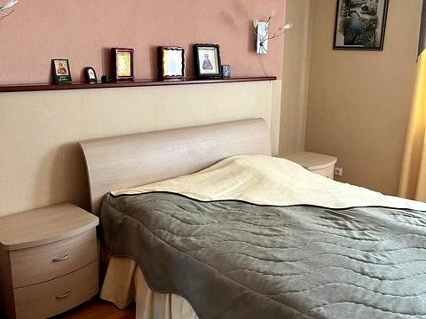 будинок за адресою провулок Вишневий