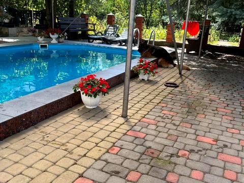 будинок за адресою провулок Вишневий