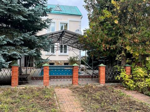 будинок за адресою провулок Вишневий