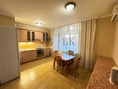 квартира за адресою Авіаконструктора Ігоря Сікорського вул. (Танкова), 4-В