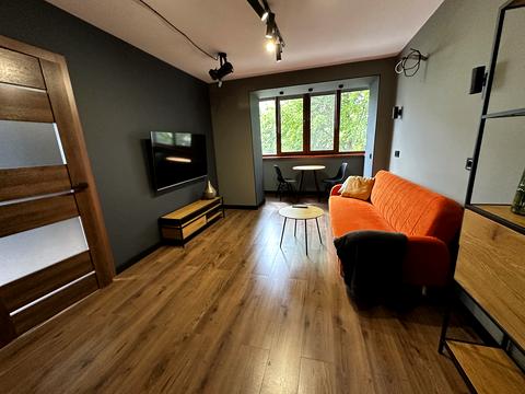 квартира по адресу Домбровського ул., 24