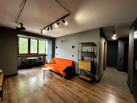 квартира по адресу Домбровського ул., 24