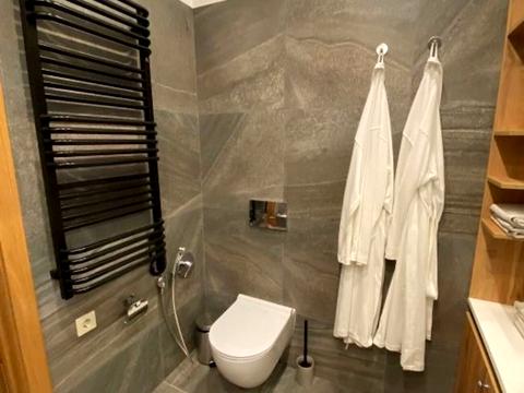 квартира за адресою Антоновича вул. (Горького), 44