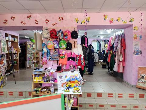 комерційна за адресою Лахтинська вул., 10