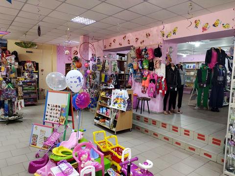 комерційна за адресою Лахтинська вул., 10