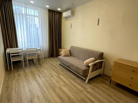 квартира за адресою Дмитра Луценка вул., 2-Г