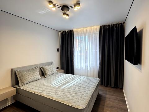 квартира за адресою Степана Бандери вул., 77-Б