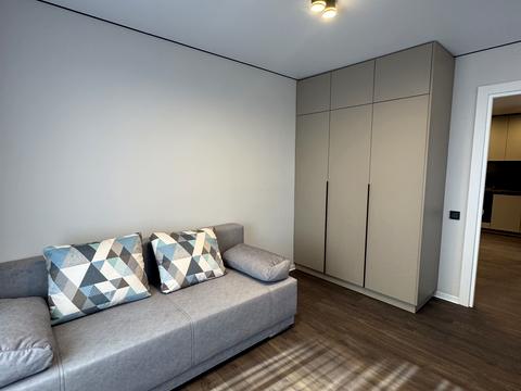 квартира за адресою Степана Бандери вул., 77-Б