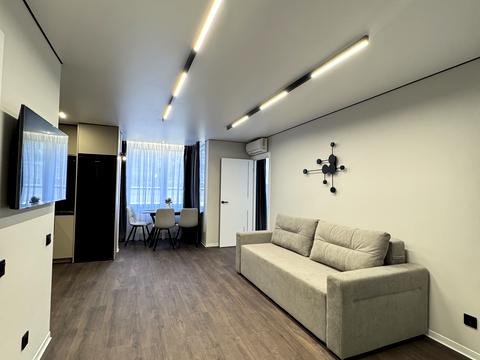 квартира за адресою Степана Бандери вул., 77-Б