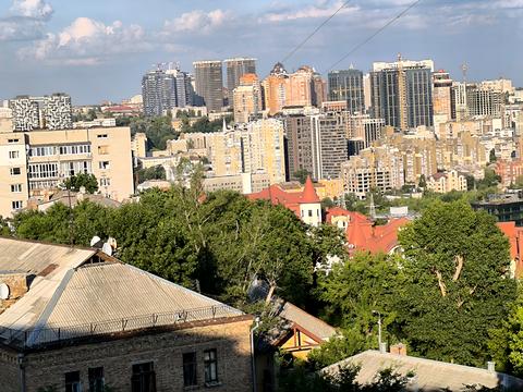 квартира за адресою Романа Ратушного вул. (Волгоградська), 5