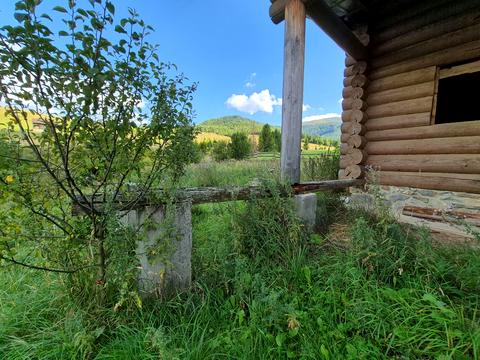 дом по адресу Центральна