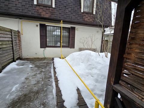 будинок за адресою Матвія Донцова вул. (Тургенєвська)