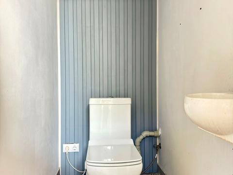 комерційна за адресою Практична вул., 2