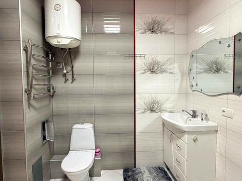 квартира по адресу Ревуцкого ул., 7-В