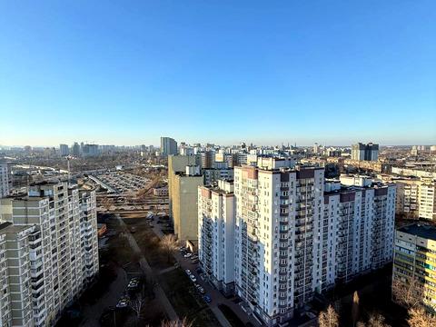 квартира по адресу Ревуцкого ул., 7-В