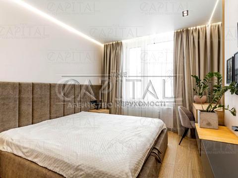 квартира за адресою Дніпровська набережна вул., 18-Б