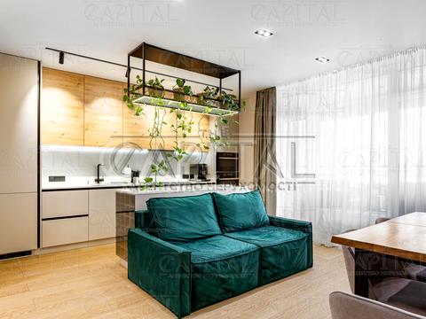 квартира за адресою Дніпровська набережна вул., 18-Б