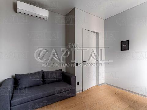 квартира за адресою Дніпровська набережна вул., 18-Б