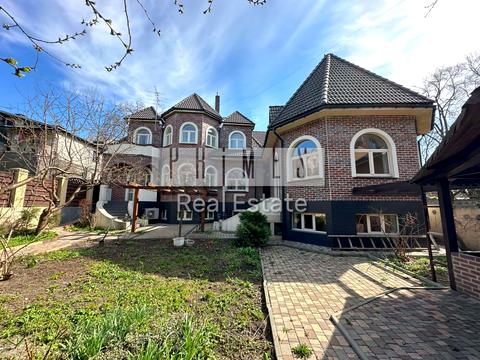 будинок за адресою Павла Загребельного вул. (Миколи Раєвського), 11-А