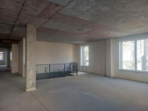 комерційна за адресою Ярослава Баїса вул. (Володимира Висоцького), 9