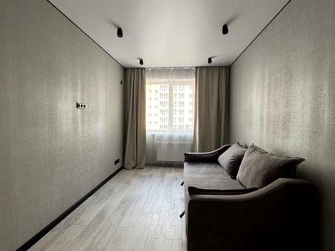 квартира за адресою Героїв Небесної Сотні просп., 26/21