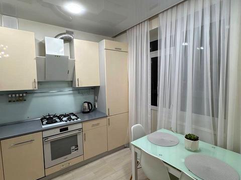 квартира за адресою Боголюбова вул., 13