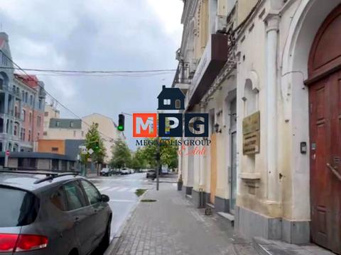 коммерческая по адресу Ярослава Мудрого ул. (Петровського), 14/65