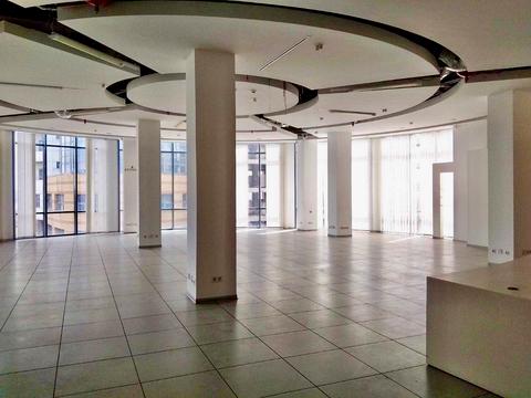 комерційна за адресою Дніпро, Дмитра Яворницького просп. (Карла Маркса), 5