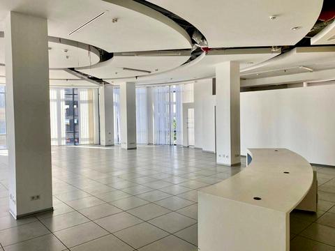 комерційна за адресою Дніпро, Дмитра Яворницького просп. (Карла Маркса), 5