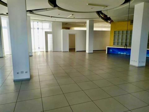 комерційна за адресою Дніпро, Дмитра Яворницького просп. (Карла Маркса), 5