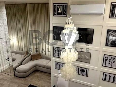 комерційна за адресою Саксаганського вул., 33