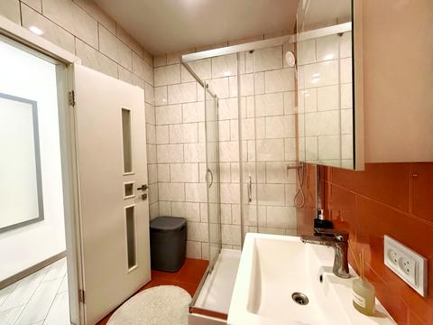 квартира по адресу Угорская ул., 14а