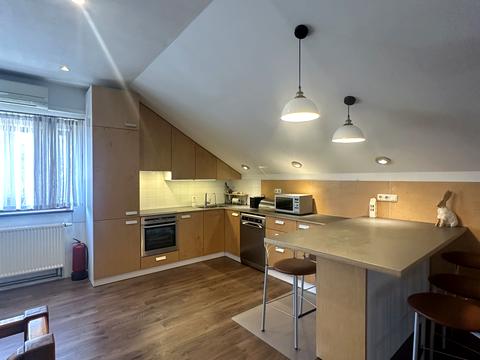 квартира за адресою Кар'єрна вул., 14