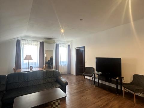 квартира за адресою Кар'єрна вул., 14