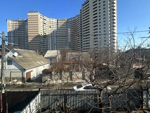 квартира за адресою Кар'єрна вул., 14