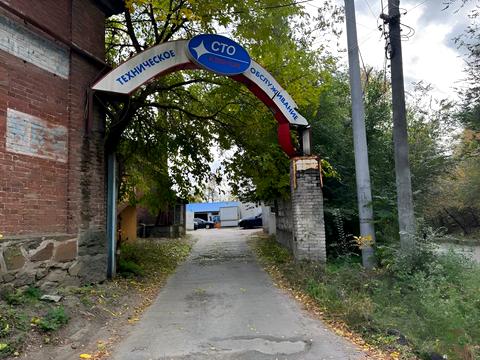 коммерческая по адресу Лоцманський спуск, 13Б