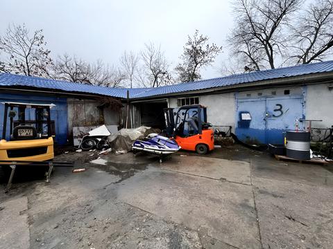 коммерческая по адресу Лоцманський спуск, 13Б