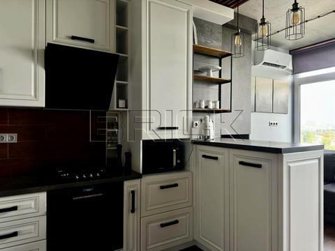 квартира за адресою Юнацька вул., 1