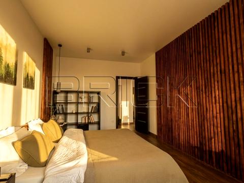 квартира за адресою Юнацька вул., 1