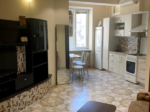 квартира за адресою Велика Васильківська вул. (Червоноармійська), 67/7