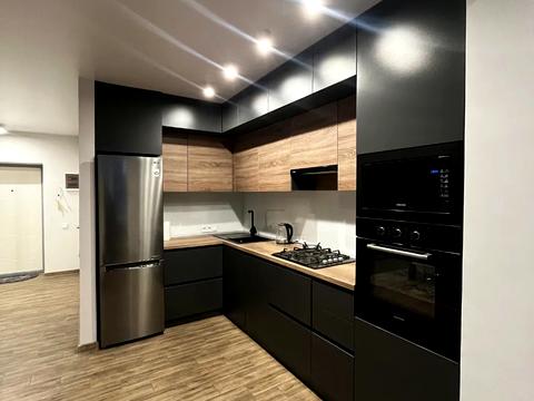 квартира за адресою Співдружності вул., 1